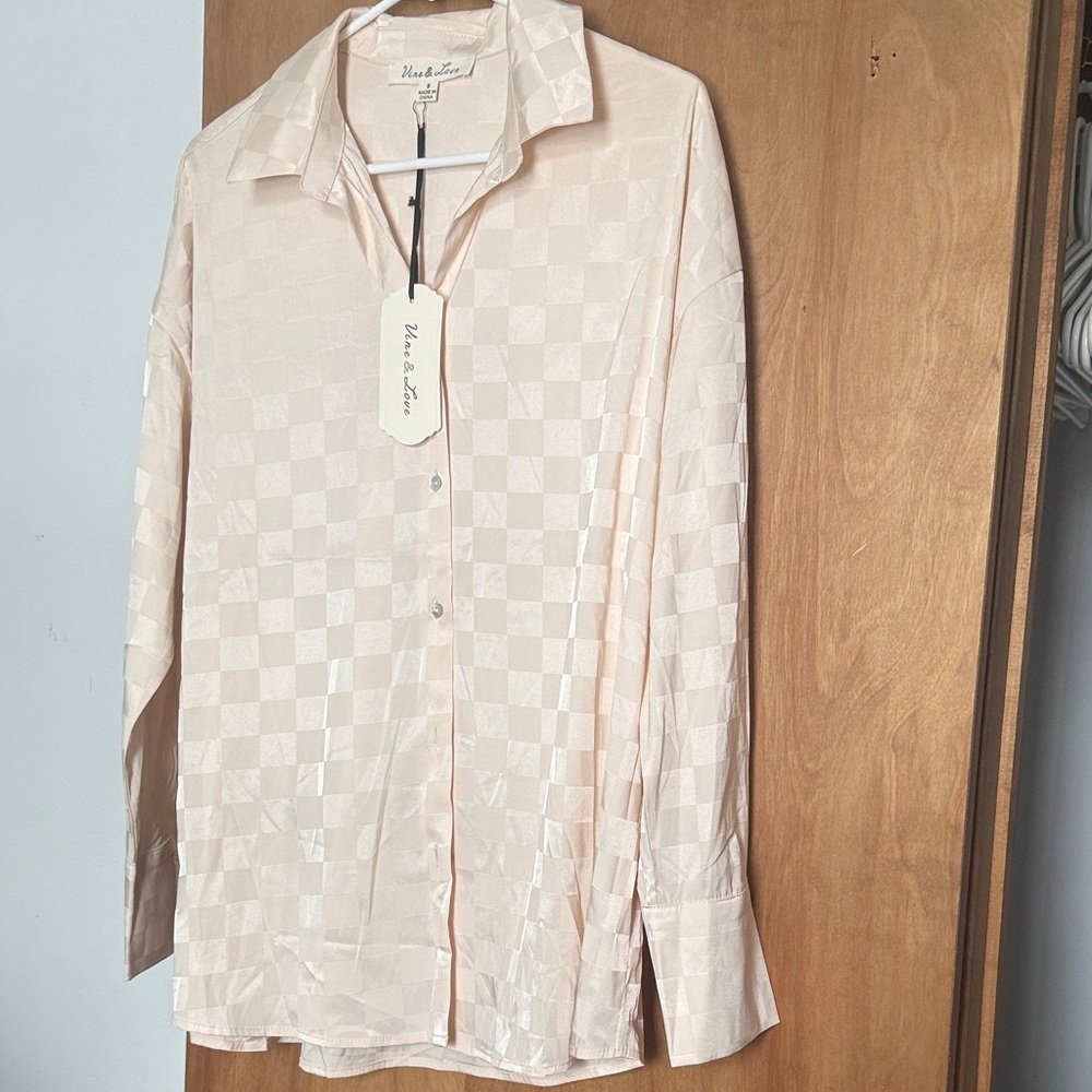 Vine & Love Cream Checkered Blouse